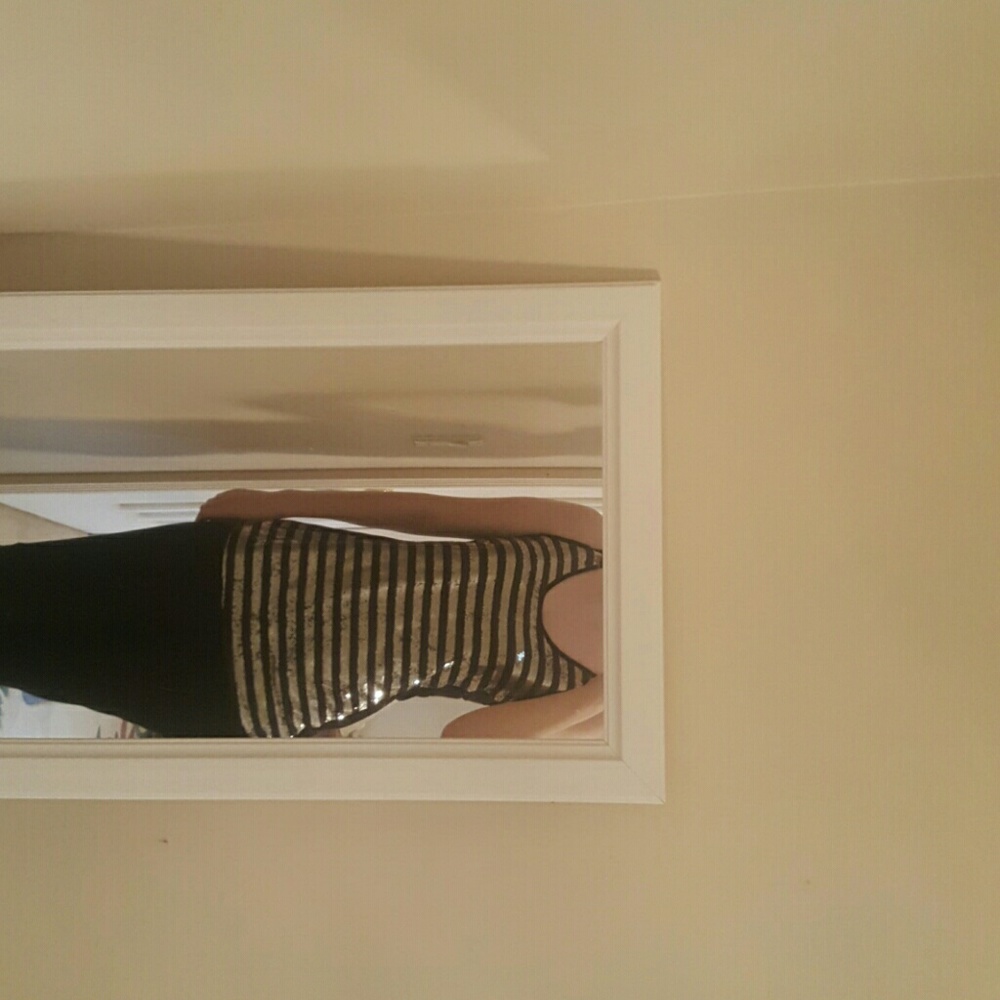 Sequined Tank - Picture 2 of 2